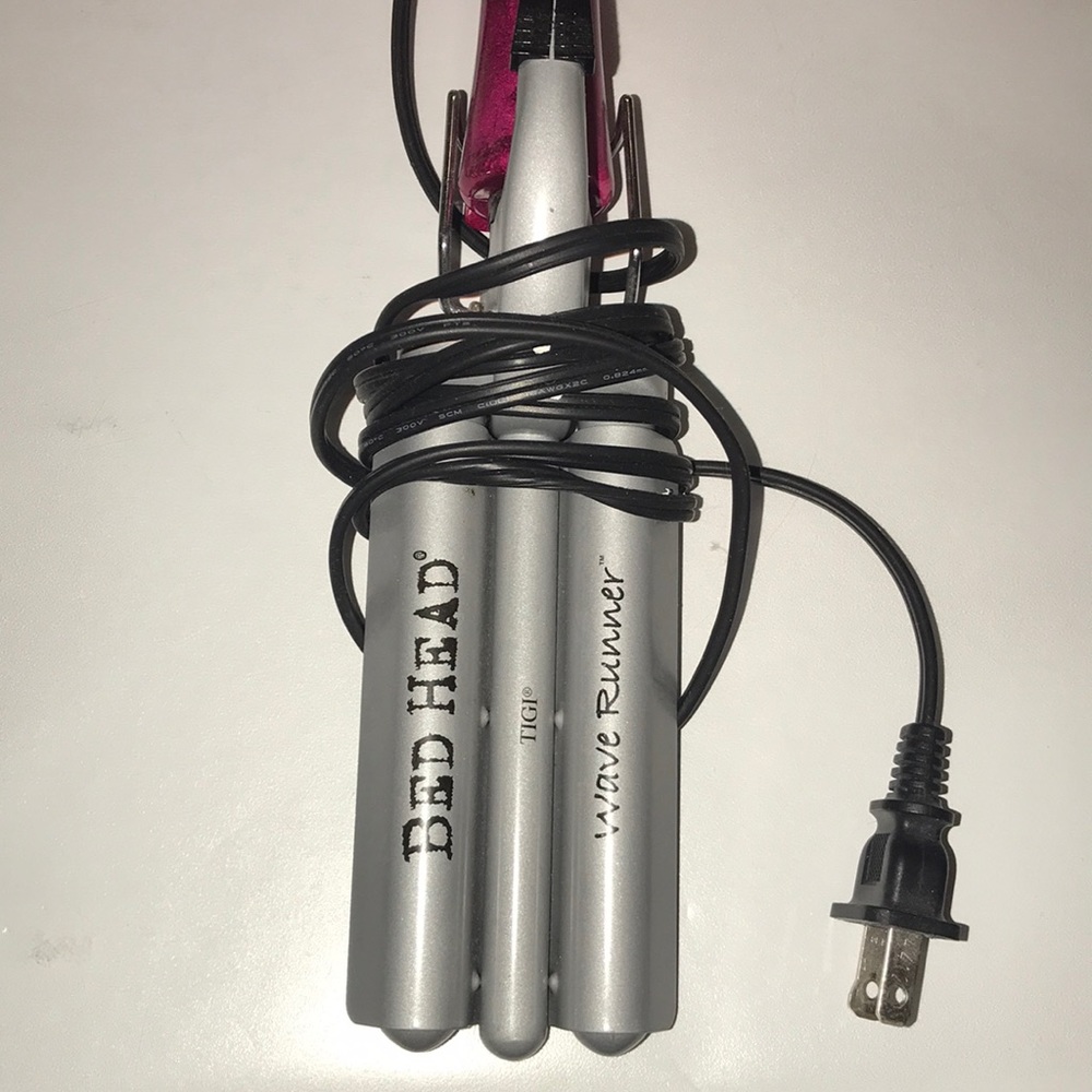 Flat iron to crimp hair